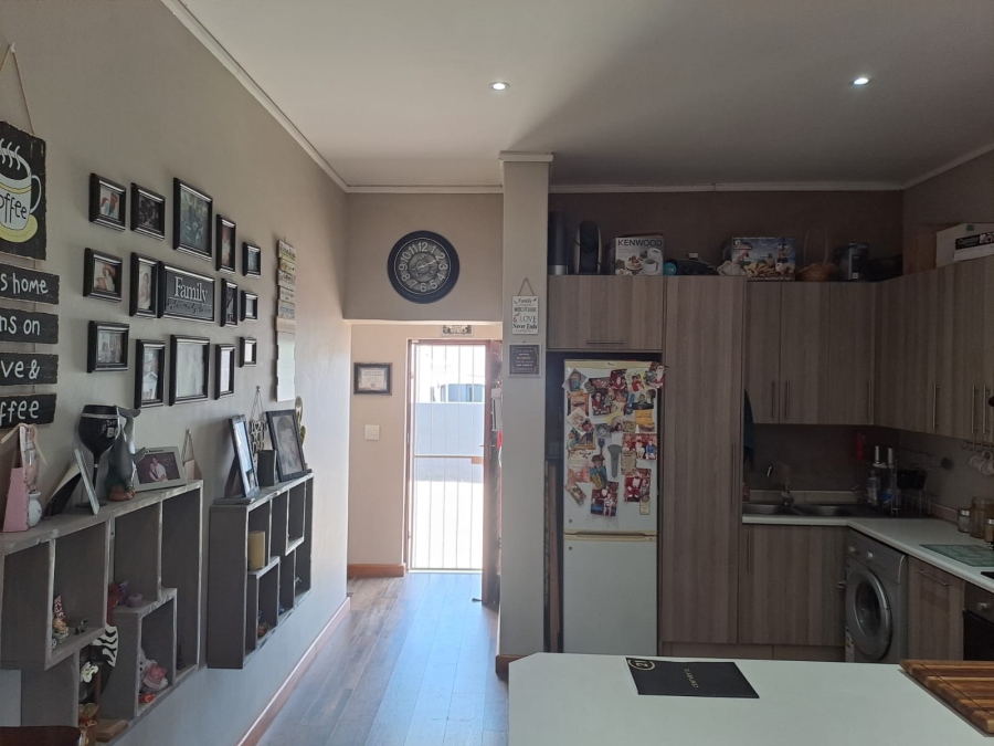 2 Bedroom Property for Sale in Nahoon Valley Park Eastern Cape